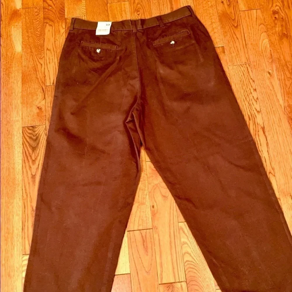 Covington nwt brown